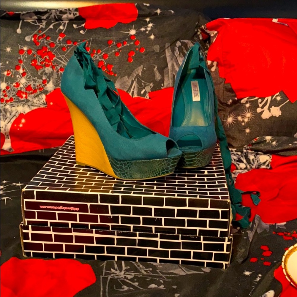 Green Jennifer Lopez Heels